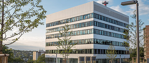 Das Deutsche Zentrum für Herzinsuffizienz DZHI auf dem Medizin-Campus der Uni Würzburg.