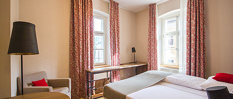 Das Welz-Haus bietet 20 Appartement-Zimmer für Wissenschaftlerinnen und Wissenschaftler aus aller Welt als Unterkunft.