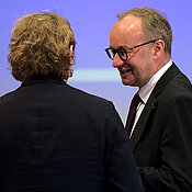 Prof. Đikić and Prof. Einsele talk during the coffee break