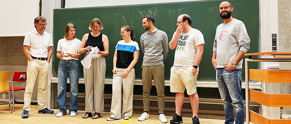 Sie haben die Jury mit ihrem digitalen Tool für Hinterbliebenen überzeugt: die Gewinnerinnen und Gewinner der Projekta 2025 in der Kategorie „Innovativstes Produkt“.