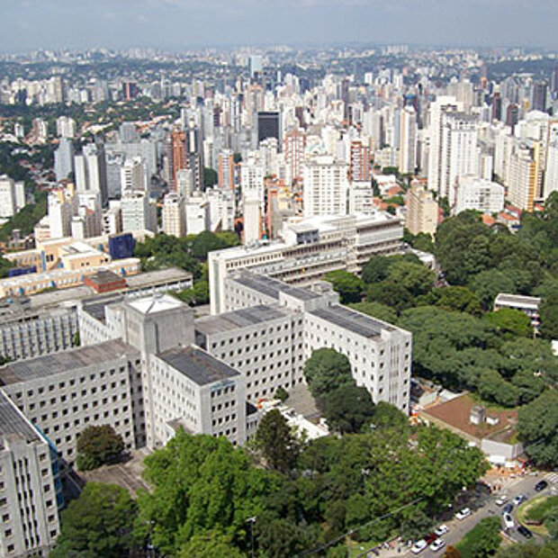 Blick auf Sao Paulo und Uniklinikum