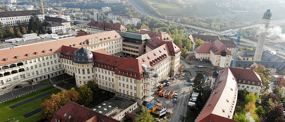 Der Medizin-Campus in Grombühl. In der Mitte das Gebäude D20, in dem das Institut für Anatomie und Zellbiologie der Universität Würzburg in Zukunft untergebracht sein wird.
