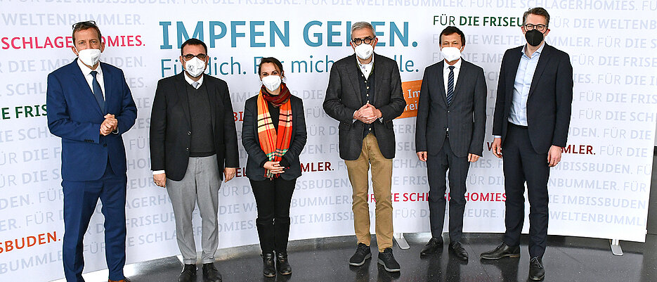 Präsentation der Ergebnisse aus der Imbay-Studie in München (von links): Jost Langhorst, Klaus Holetschek, Claudia Löffler, Matthias Frosch, Xaver Frauenknecht,  Markus Blume.