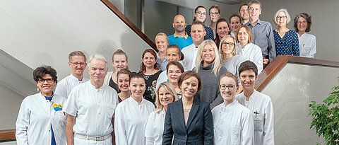 Ein interdisziplinäres Team sorgt am CHC Würzburg für eine bestmögliche Diagnostik und Behandlung von schwerhörigen Menschen.